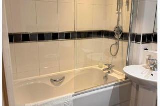 Cosy City Retreat in Wolverhampton - 3