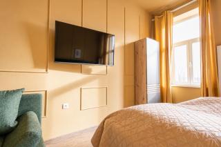 Budget & Comfy 4BR Apt Close to Westbahnhof - 4