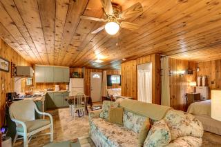 Cozy 'Rivershire Retreat Cabin' Near Traverse City - 7