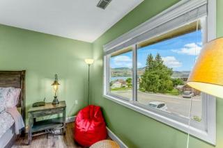 Large Upgraded, Family Friendly Condo with Garage - Chelan - 1
