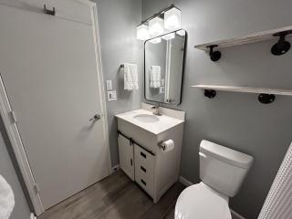 Private Acreage Family-Friendly Home Near Airport - 7