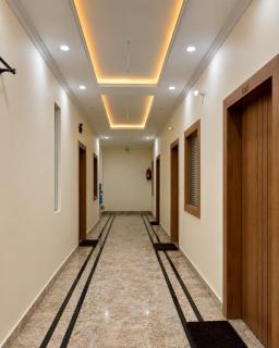 Hotel RK Residency Near,Prem mandir,Keli kunj & Bankey bihari Budget hotel in vrindavan - 3