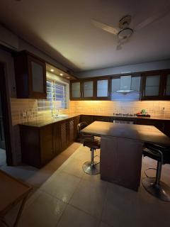 4-Bedroom luxury And Family friendly home - 6