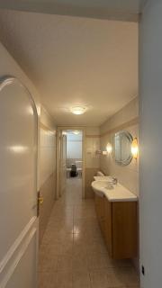 Spacious and elegant home in Abdoun, Amman - 5