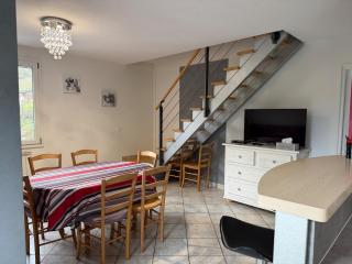 Maison Ornans, la Roche Bottine - 1
