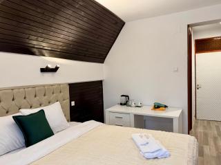 Goldel Resort - 4