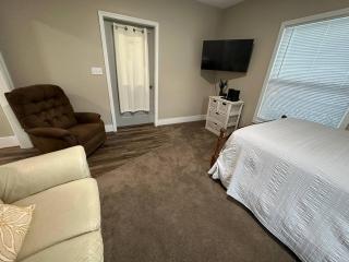 Cozy Village Family Suite - 2