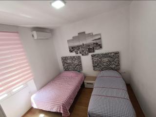 Los Tilos Apartments 2 - 9
