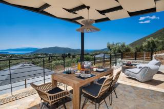 Lagrelia Tower Villa - 0