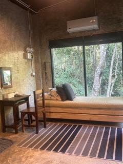 Waterfall Jungle Retreat 2BR Nature Escape - 2