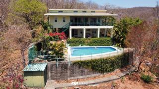 Green Acres Suite - 3