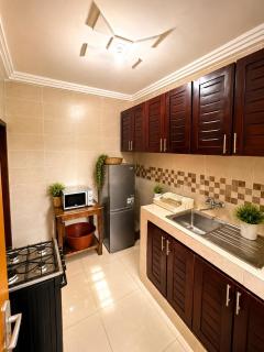 Chic & Cozy Apartment with Wi-Fi - 9