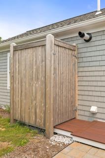 Modern Dog-Friendly Cape Cod Cottage Near Beaches - 3