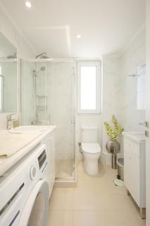 Blue Horizons Luxury Apartment - 4