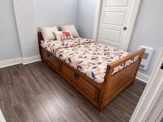2BR Suite Sleeps5 Near Montreal - 6