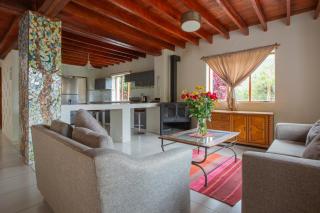 Munay Sonqo Retreat & Yoga Center - 4