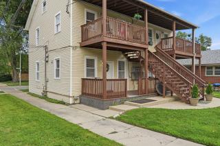 Charming One Bed with Office near Chicago - 3
