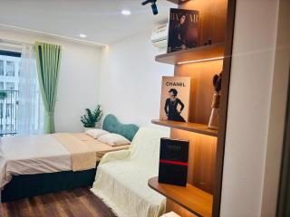 Beautiful apartment - right in Phu My Hung - With a swimming pool - 1