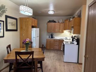 2 Bedroom Retreat on the River - 6