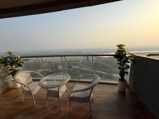 LUXURY 34 th FLOOR RIVER VIEW - 5