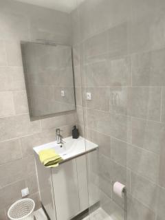 Appartement T2 dans Villa à marignane - 2