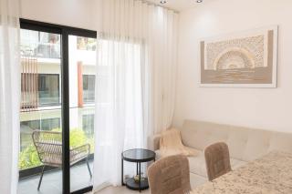 NOK Tropical 1BR Stay in Vistacana - 6