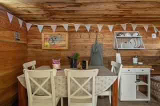 Tregroes Geodome Fishguard - 9
