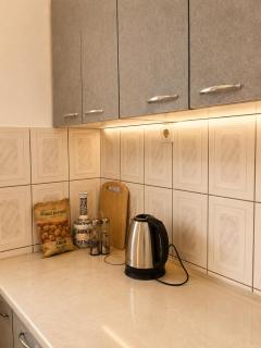 Downtown Sheshi Apartment - 4