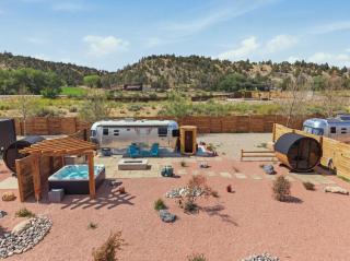 The Airstream 1 at The Fields in East Zion - 6