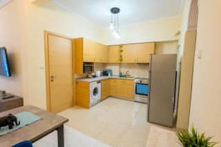 Niovi - 3min Walk to Seafront - 500 Mbps - 3