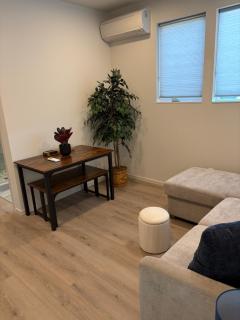 Stunning water view, pet friendly, luxury 3-bed - 1