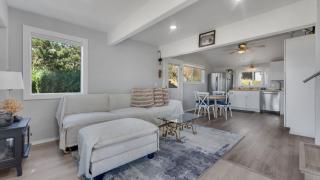 Adorable nautical-themed home with a private hot tub & ocean views - 8