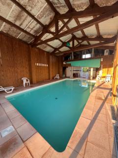 Hôtel La Métairie & Piscine - 8