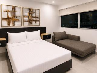 Suite moderna en Guayaquil, Piscina, Gym, excelente ubicación - 3