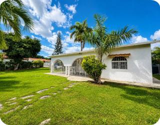 Casa pintada - 4 pax, 4 min de la playa - 9