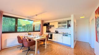 Panorama-Übernachtungen - 4 Sterne DTV - eigene Terrasse mit Garten - Infrarot-Sauna mit Dampfbad - 4