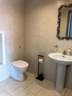 Charming Farm Cottage Near Lough Derg - 5