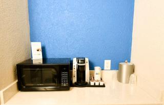 Holiday Inn Express Hotel & Suites Port Clinton-Catawba Island by IHG - 9