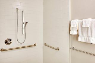 Holiday Inn Express Hotel & Suites Chickasha by IHG - 8