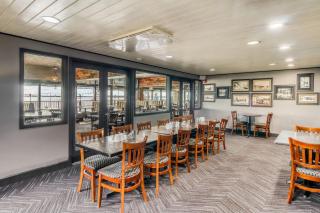 Holiday Inn Detroit Lakes - Lakefront by IHG - 3
