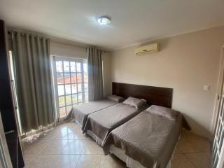 Casa Piscina, 3 quartos e bem localizada - 1
