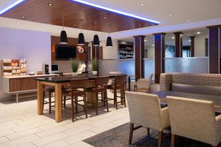 Holiday Inn Express Sheboygan-Kohler / I-43 by IHG - 3