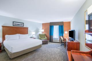 Holiday Inn Express Hotel & Suites Brattleboro by IHG - Brattleboro - 5