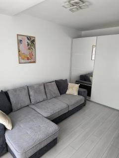 MT Residential Studio - 3