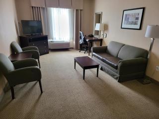 Holiday Inn Express Hotel & Suites Tipp City by IHG - 5