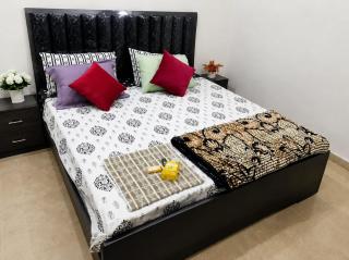 Comfortable house Gulshan e Iqbal Karachi - 3
