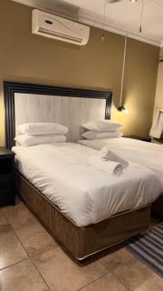 Host hub guest house Glen marais - 7