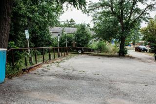 Newly Remodeled - 1 Bed 1 Bath Duplex - UNIT B - 3