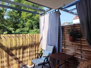 Jacuzzi Suites - 1