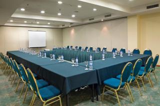 Holiday Inn Skopje by IHG - 9